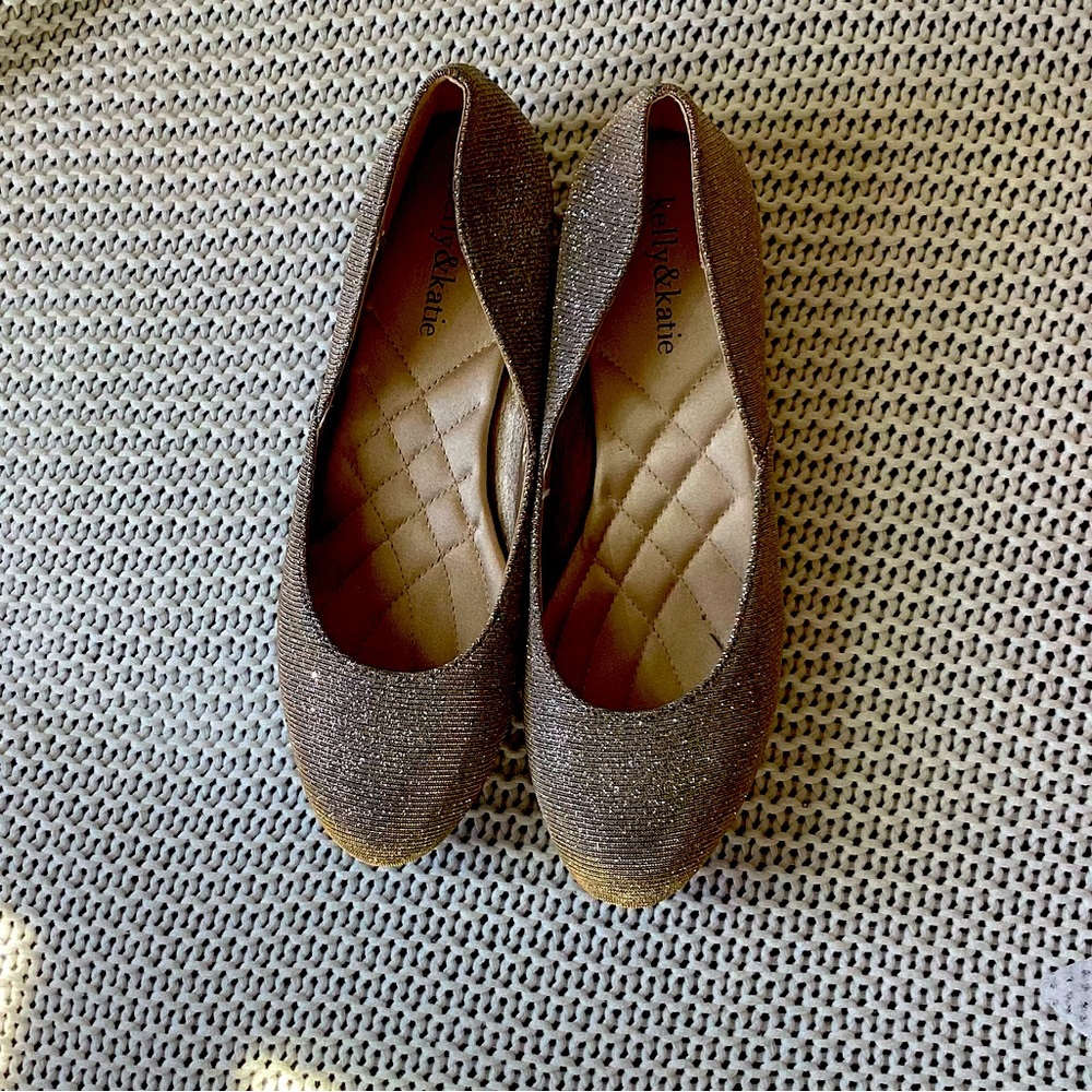 Kelly & Katie Gold Flats